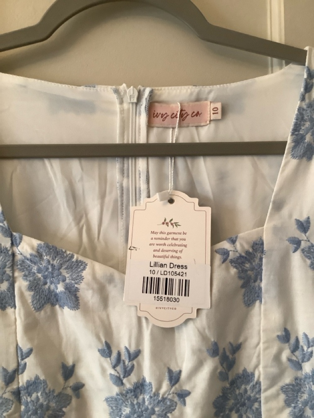 NWT Ivy City Co The Lillian Dress - Picture 4 of 9